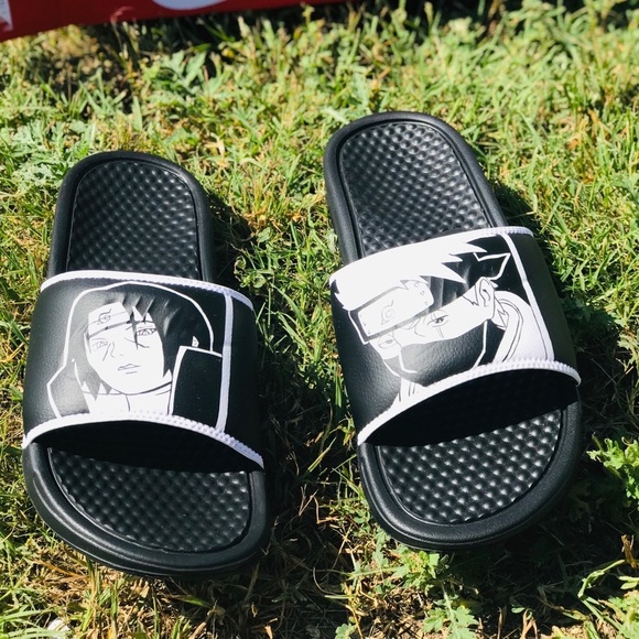 Custom Naruto slides - Picture 2 of 8